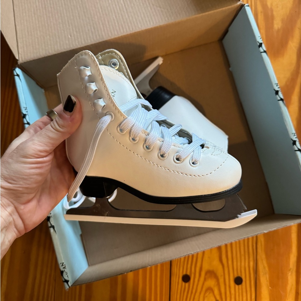 Kids Ice Skates size 10